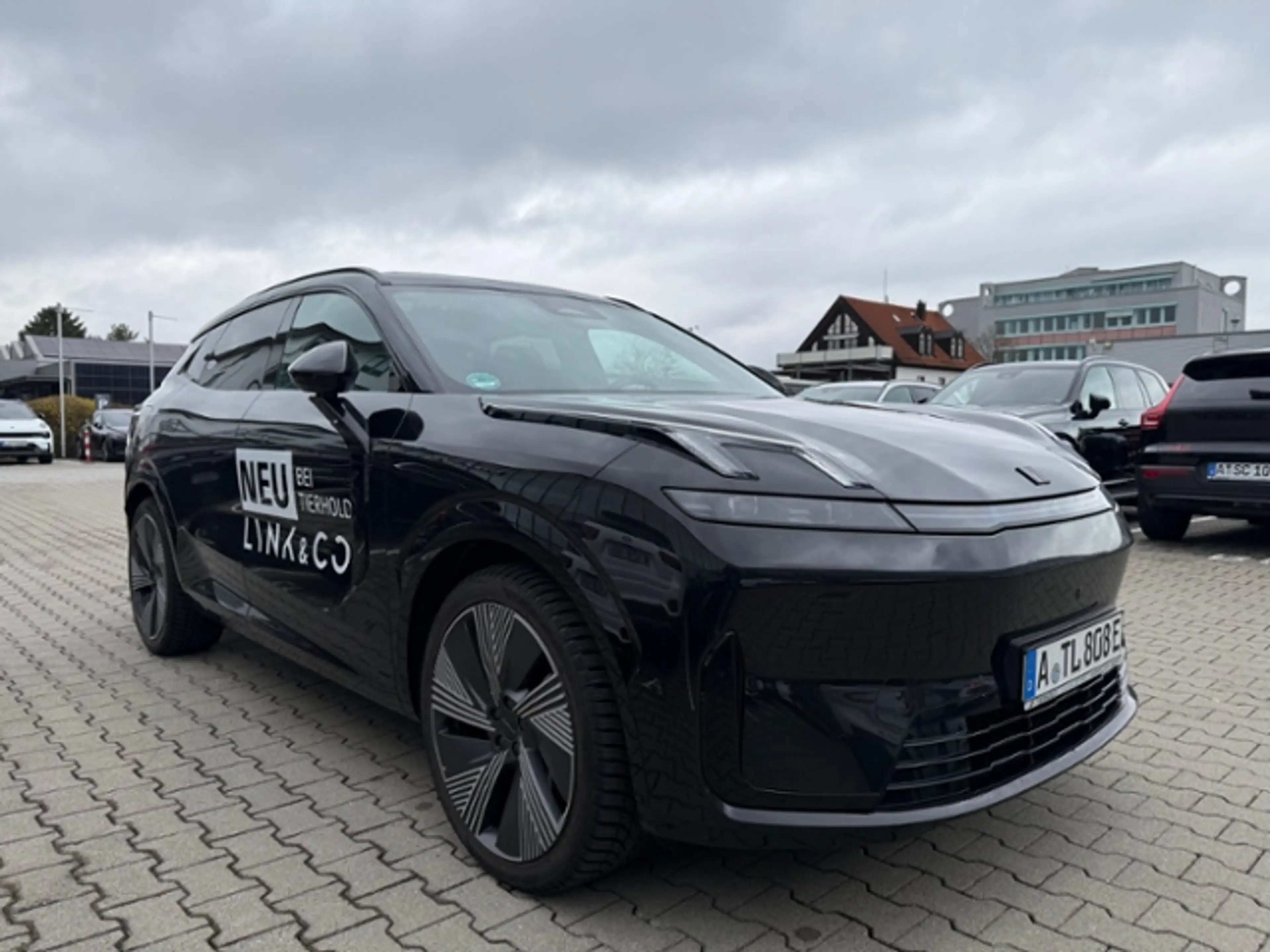 Lynk & Co 08 More  1.5 T Plug-in-Hybrid — photo 4