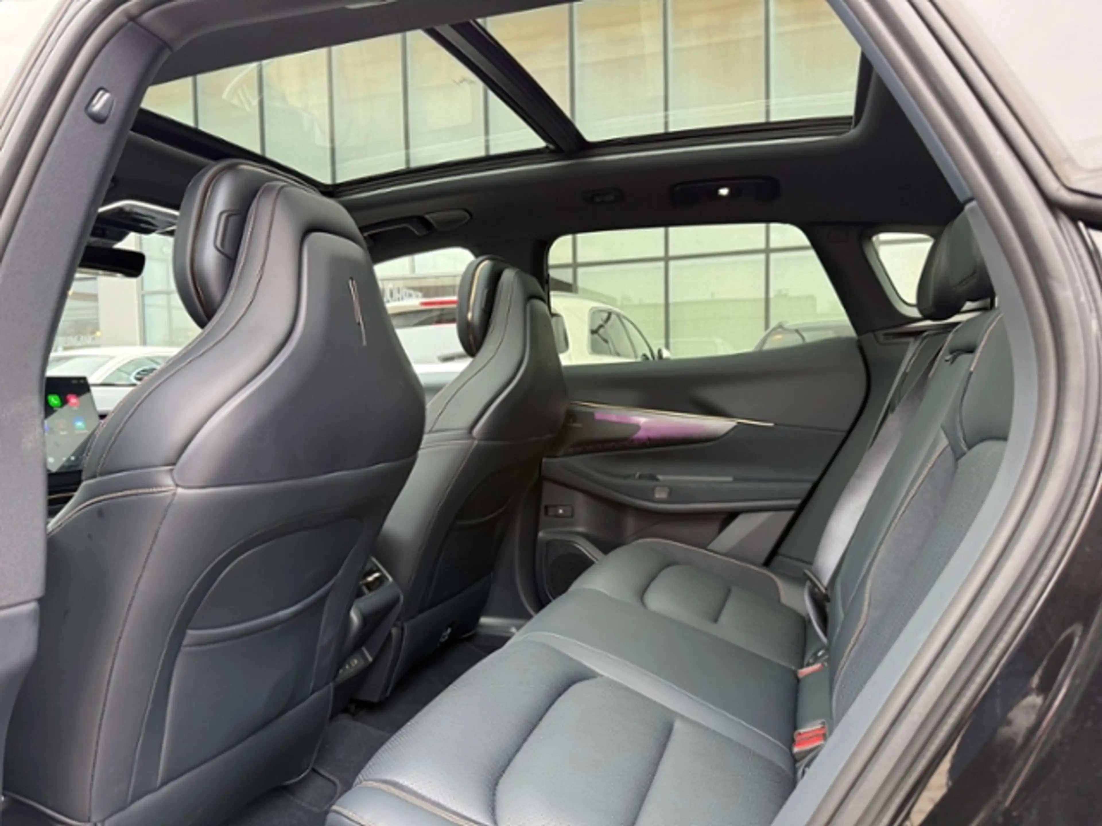 Lynk & Co 08 More  1.5 T Plug-in-Hybrid — photo 15
