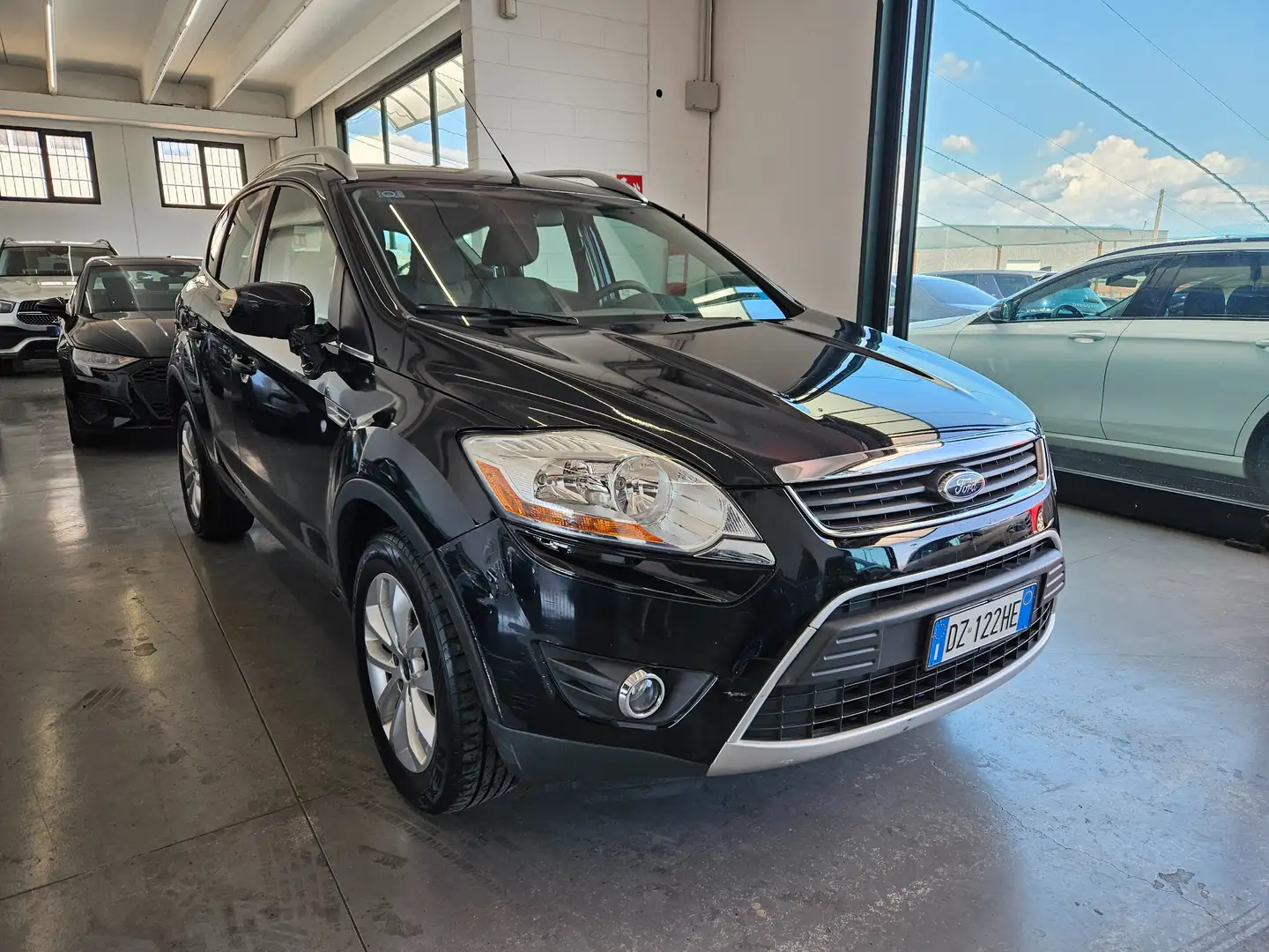 Ford Kuga Kuga I 2009 2.0 tdci Titanium 2wd 136cv dpf Noir - 1