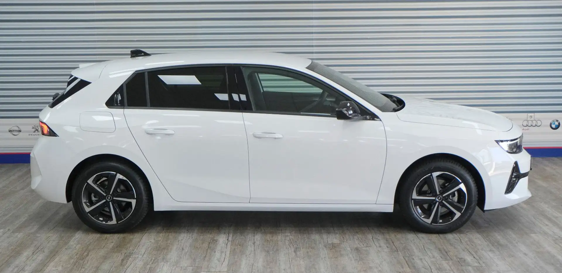 Opel Astra L 1.2 GS *MULTIM./LED/SHZ/PDC/360/ALLW/AHK Weiß - 2