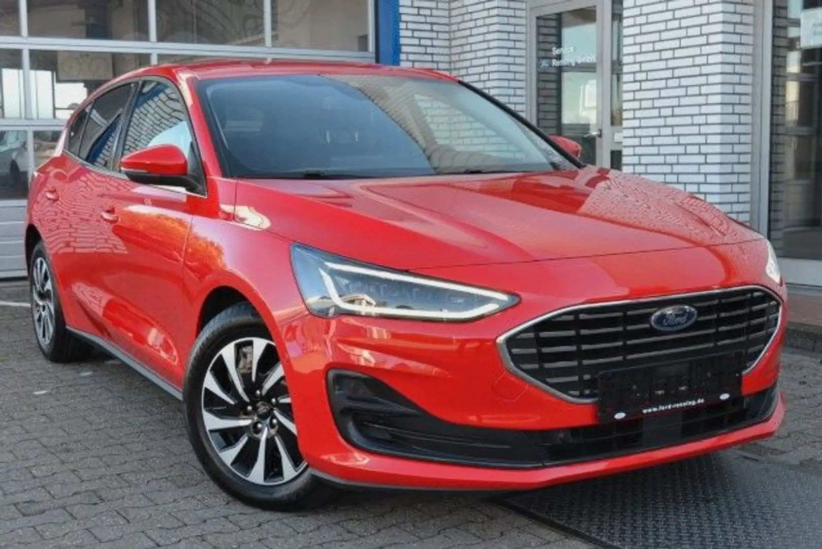 Ford Focus Lim. Titanium X ToterWinkel Matrix-LED Rouge - 1