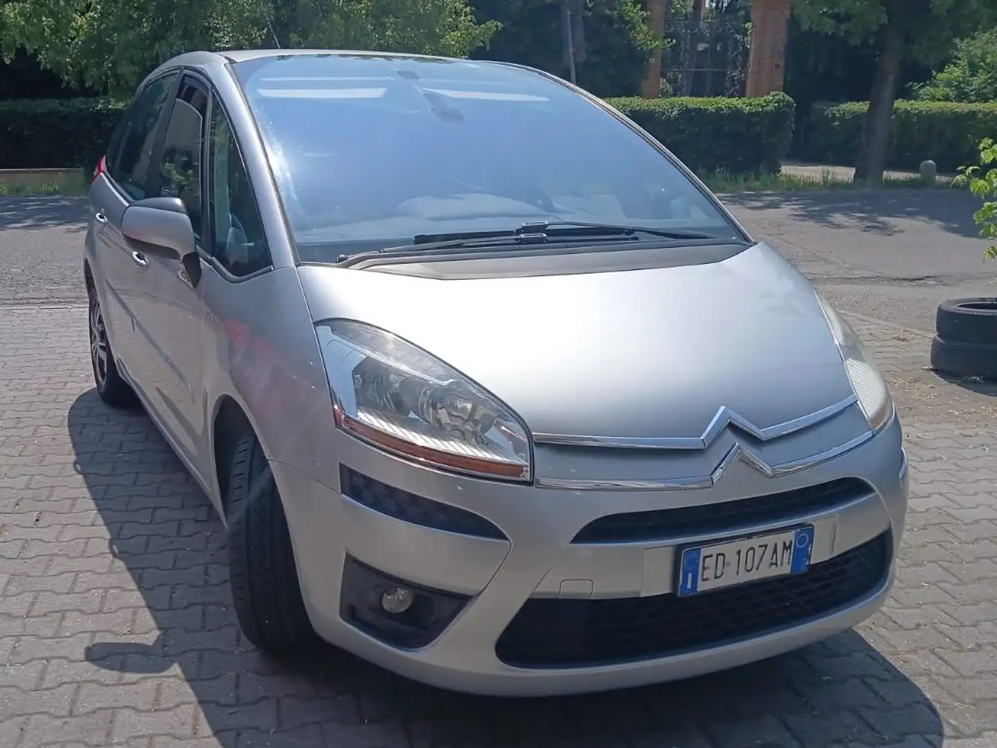 Citroen C4 Picasso Grigio - 1