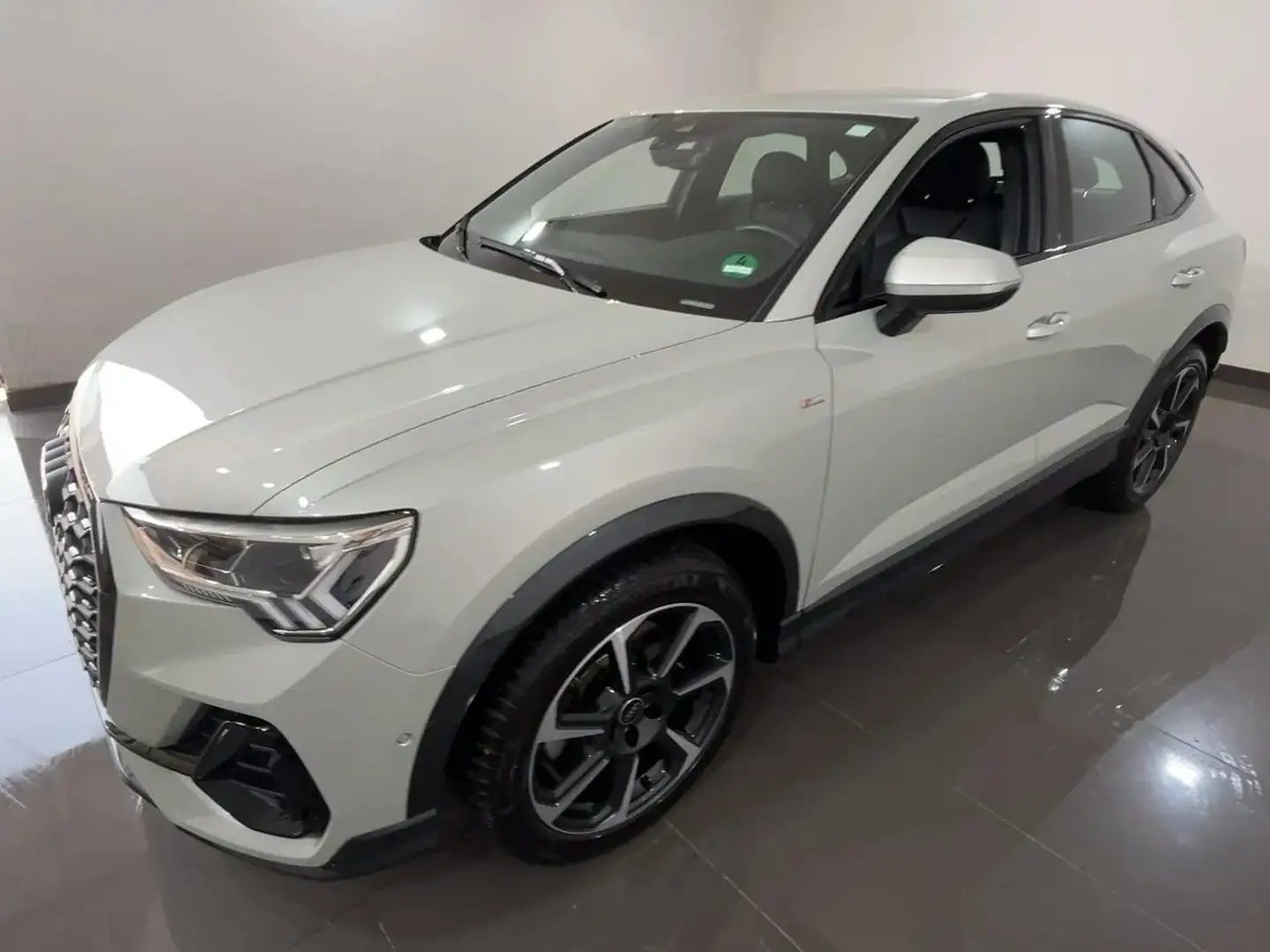 Audi Q3 40 2.0 tdi S line edition quattro 200cv s-tronic- Gris - 1