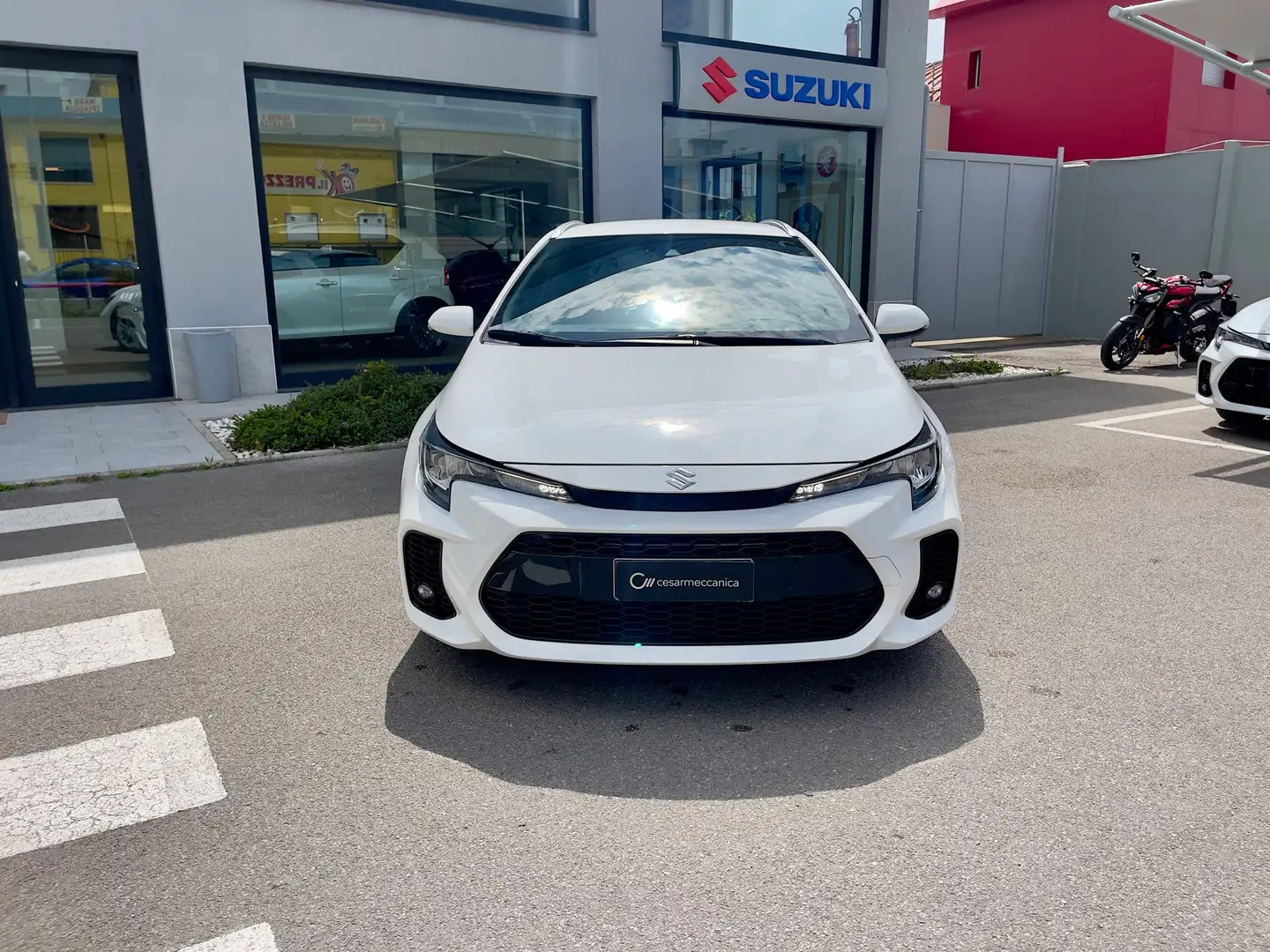 Suzuki Swace 1.8h Cool e-cvt Alb - 1