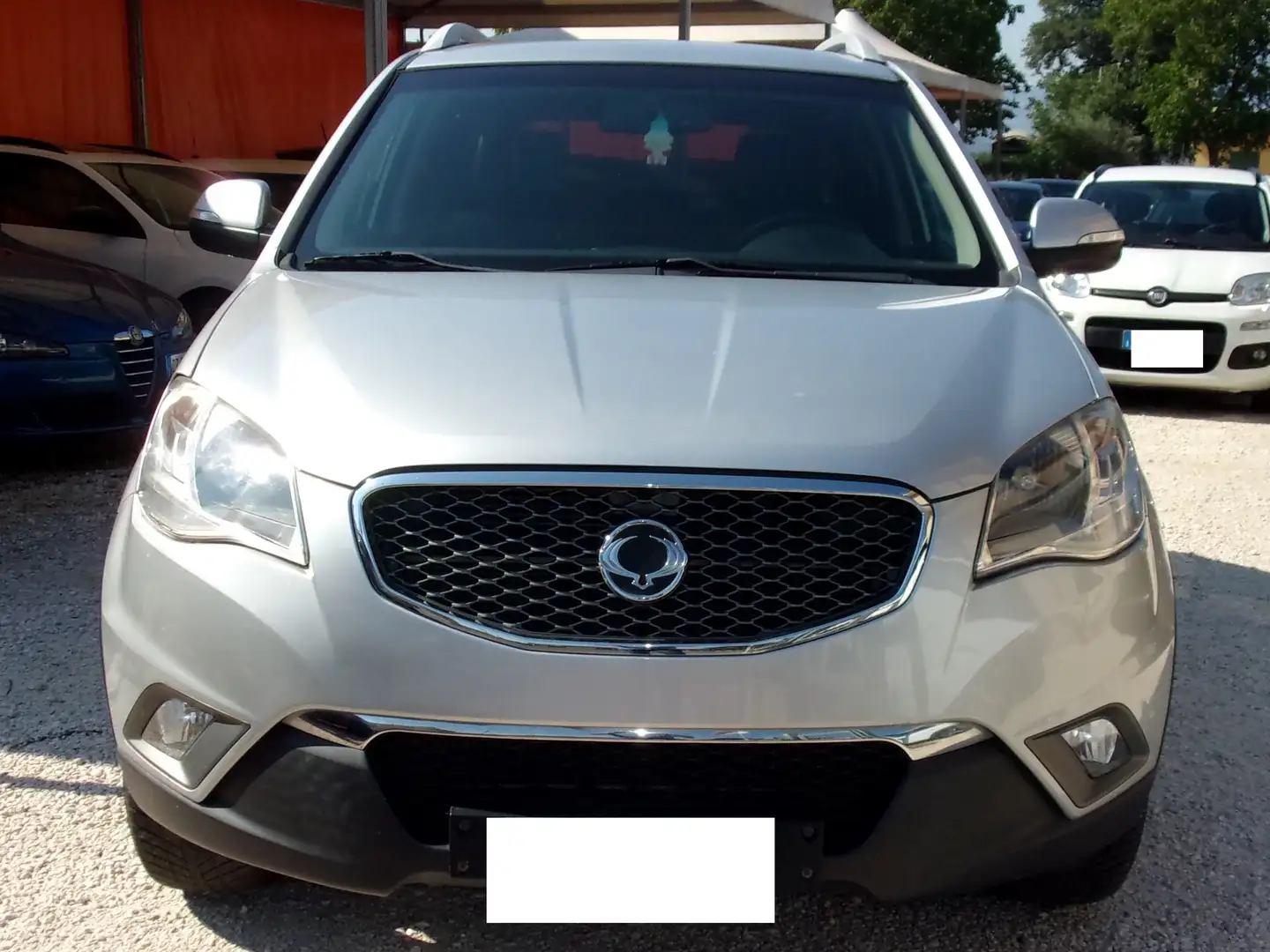 SsangYong Korando Korando 2.0 e-xdi Classy navi awd Argintiu - 1