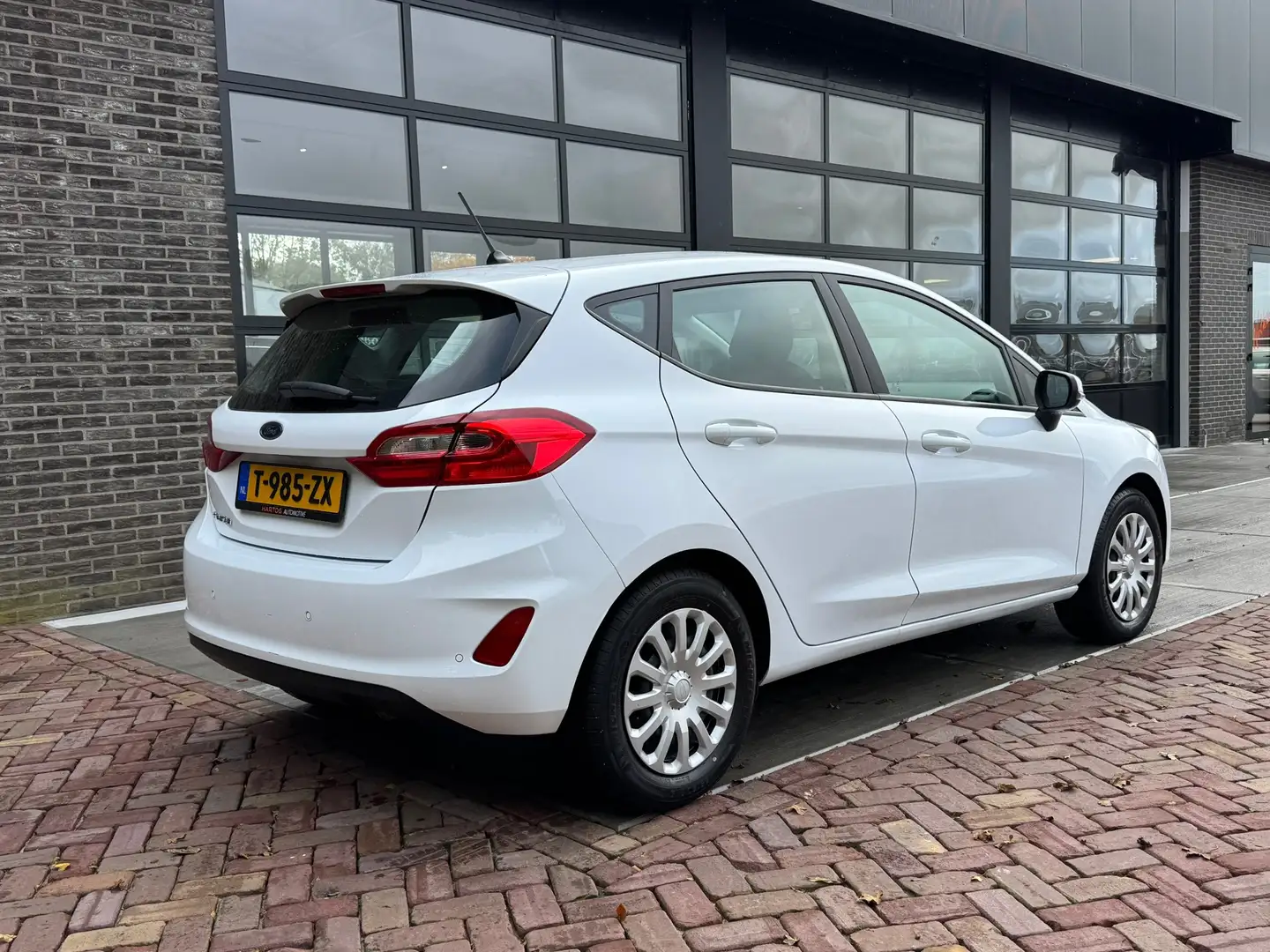 Ford Fiesta 1.1 Trend | PDC | Clima | Cruise | Stoelverwarming Wit - 2