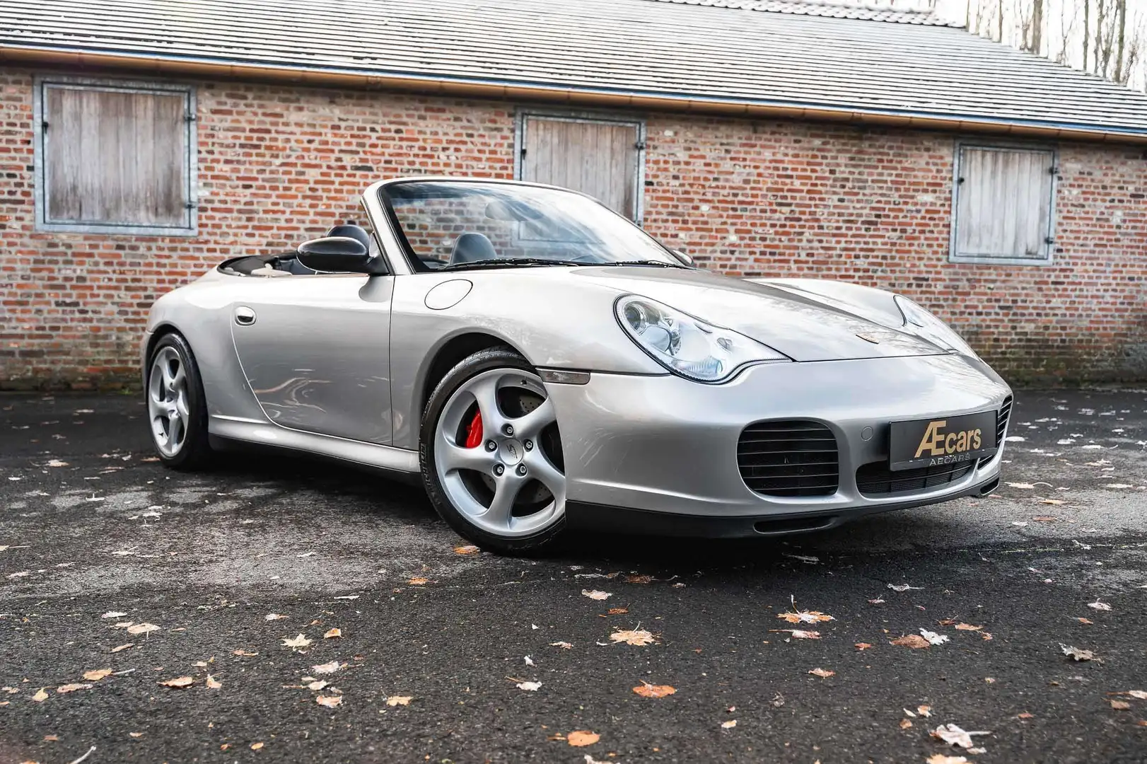 Porsche 996 911 CARRERA 4S / CABRIOLET / MANUAL / BOSE / TOP Argent - 2