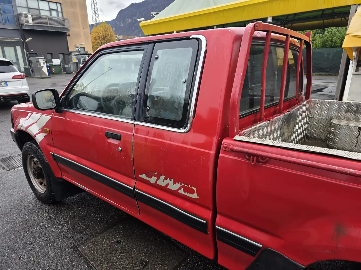 Mazda Pick Up Cab Plus 2.5 DX 4x4 - 2