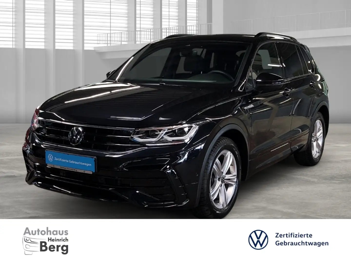 Volkswagen Tiguan R-Line 2.0 TDI StandHZG El. Panodach Navi Leder Di Noir - 1