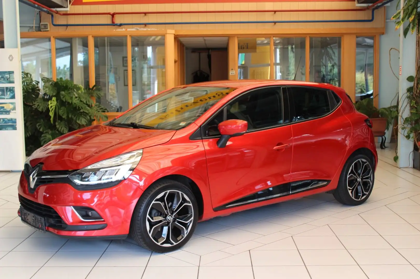 Renault Clio IV Intens TCe 120 Rouge - 2