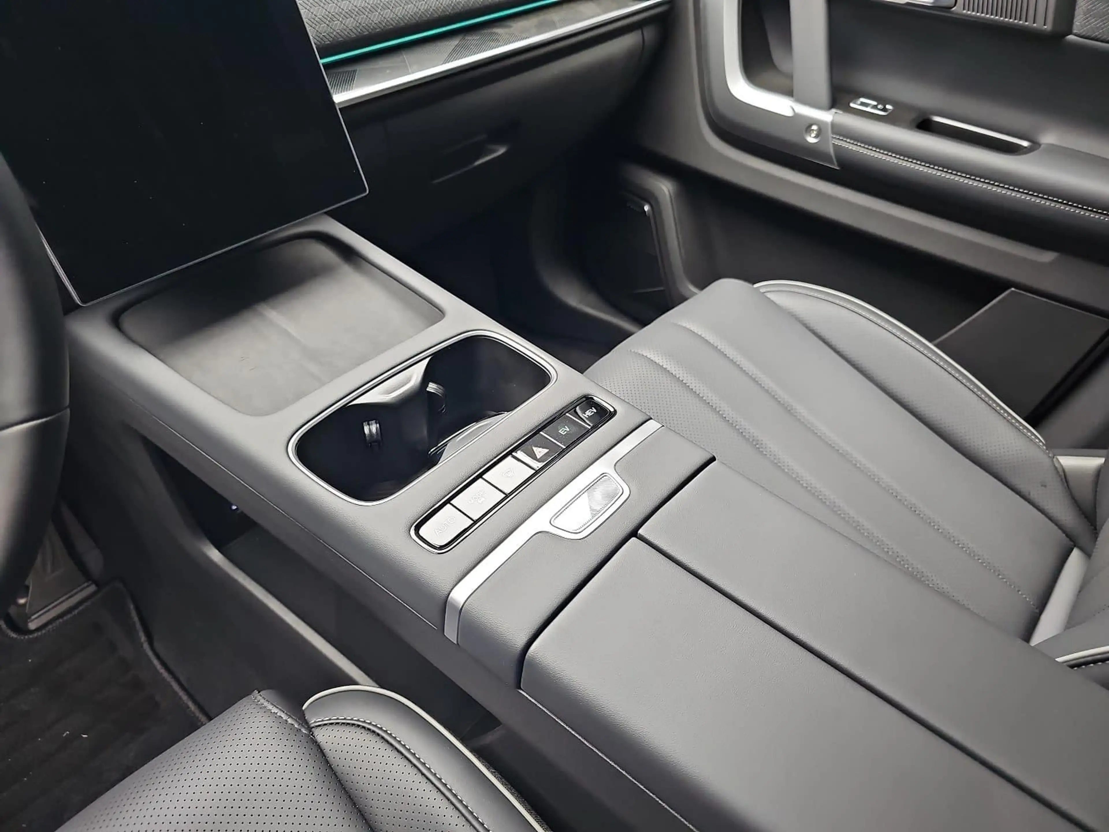 Jaecoo J7 J7 PLUG-IN-HYBRID EXCLUSIVE — photo 11