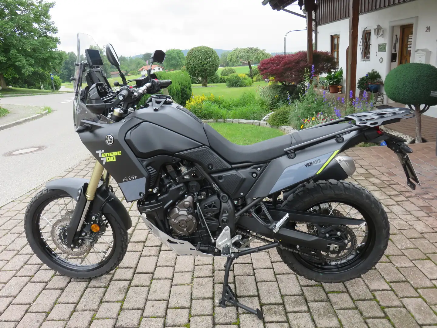 Yamaha XT 700 Tènèrè 700 Schwarz - 1