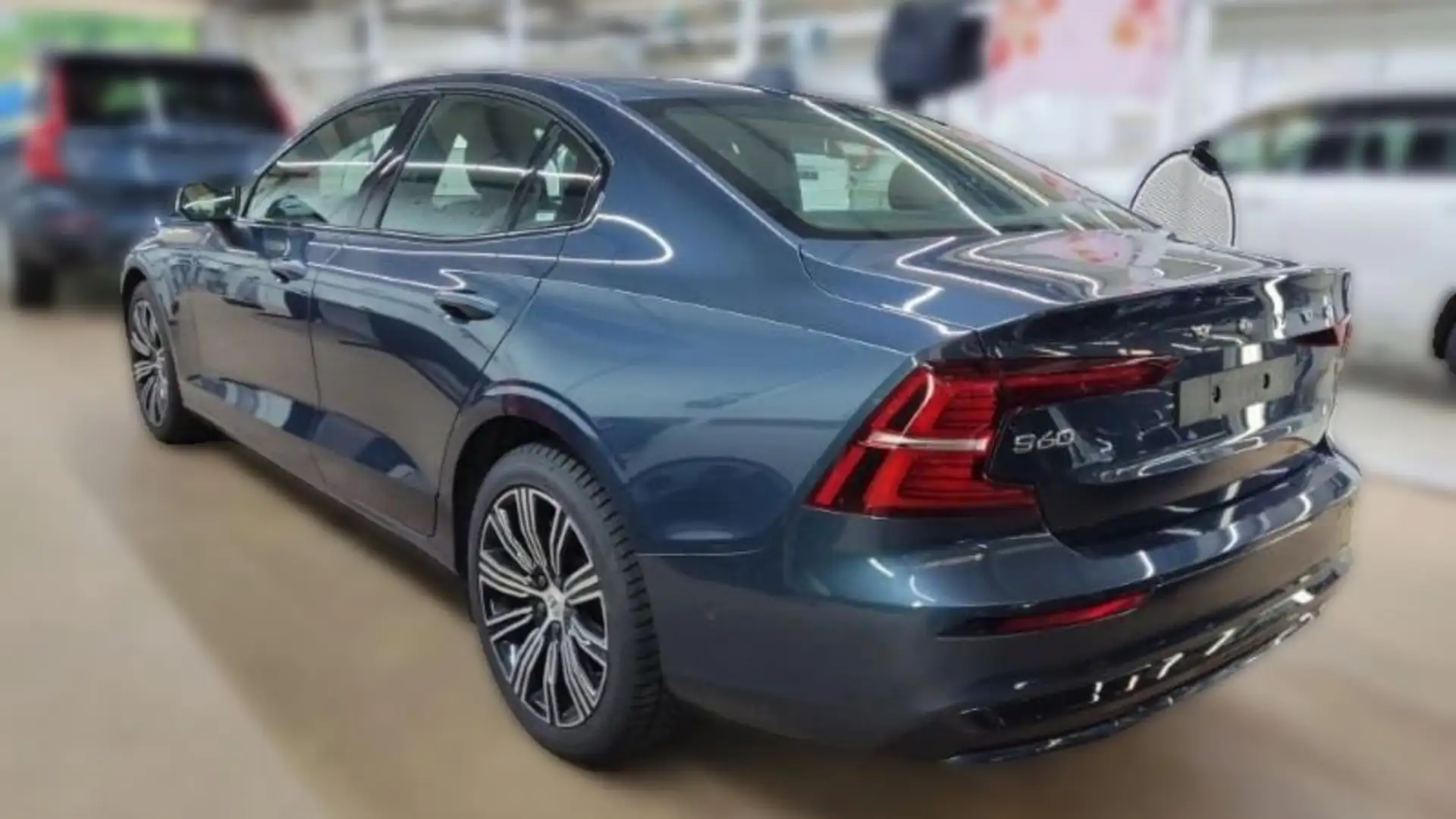 Volvo S60 B4 P.Dark SDach 360° Sport Standhzg Navi ACC Kék - 2
