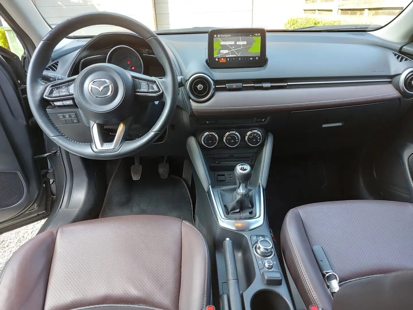 Mazda CX-3 CX-3 SKYACTIV-G 120 FWD Exclusive-Line Beige - 2