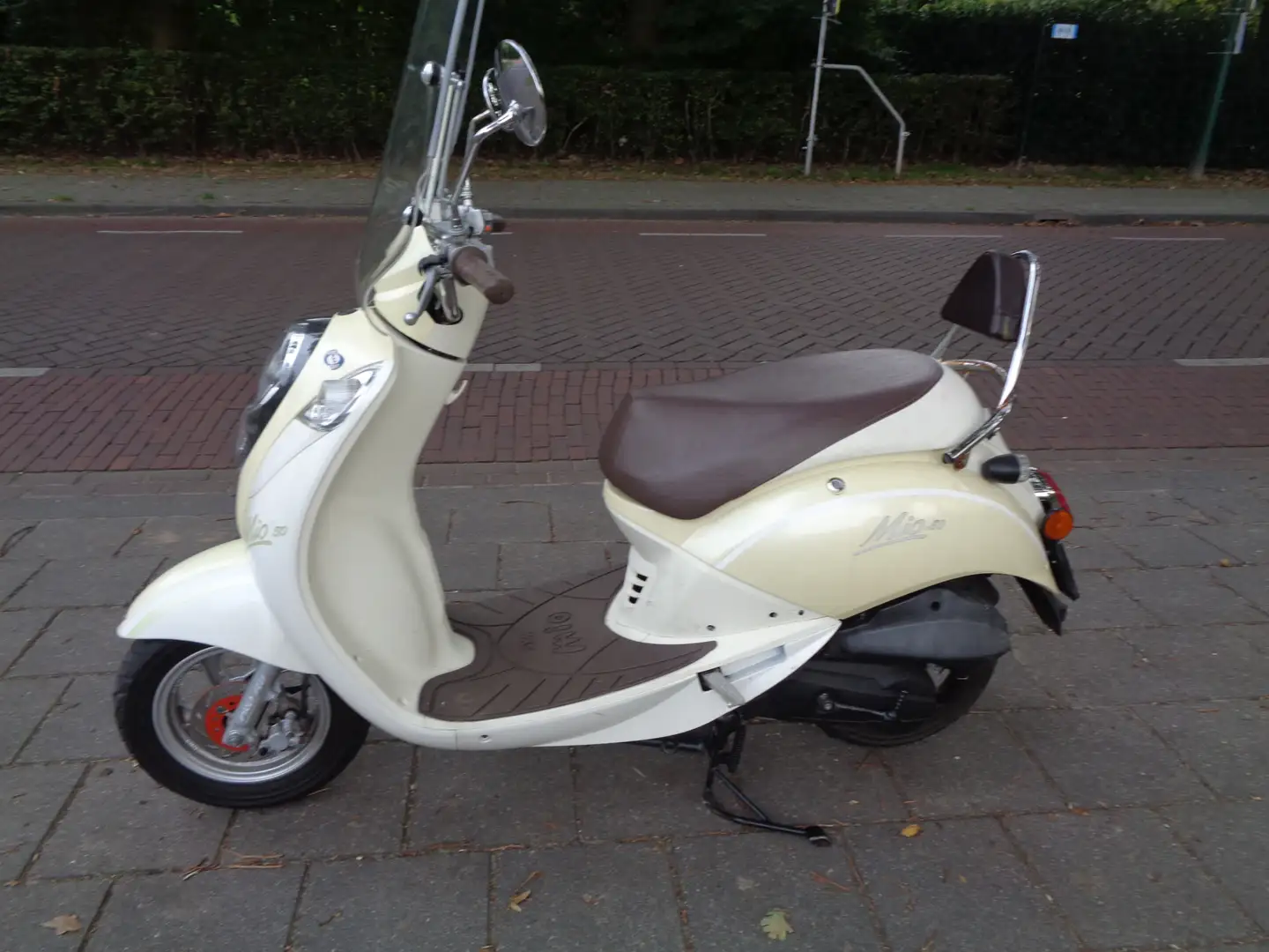 SYM Mio Snorscooter 50 Wit - 1