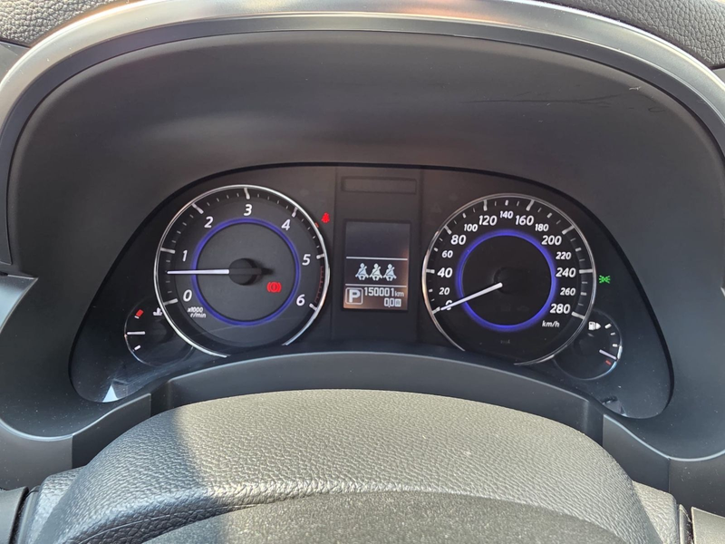 Infiniti QX70 30d S — photo 8