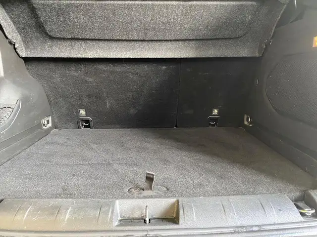 Jeep Renegade view 9