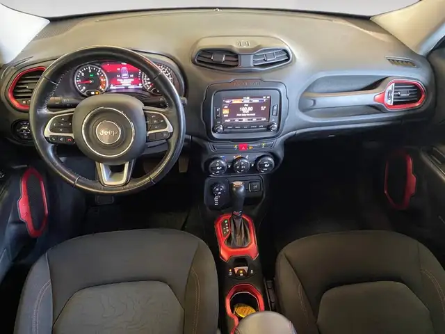 Jeep Renegade view 6