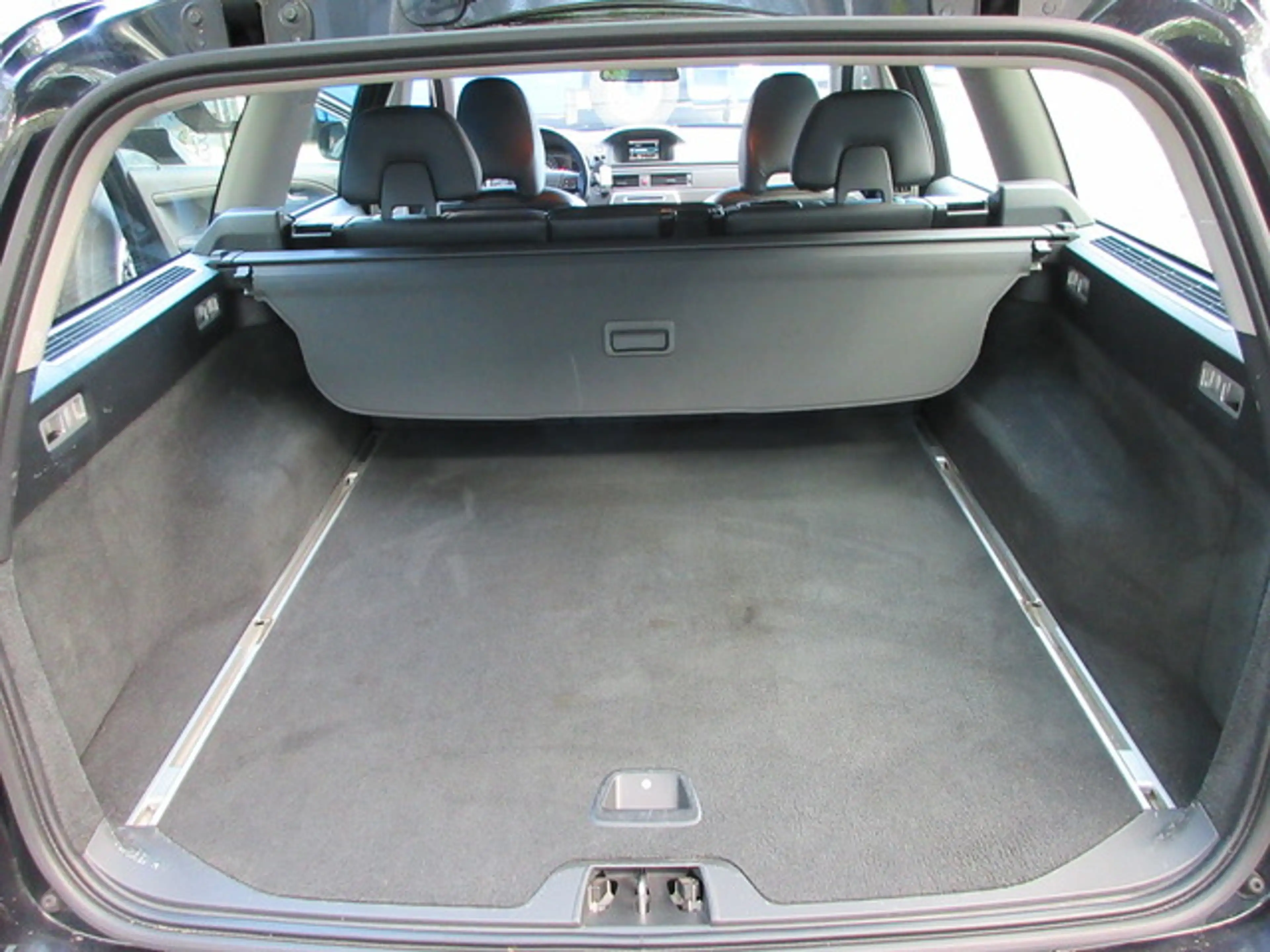 Volvo V70 2.0 TDI — photo 5