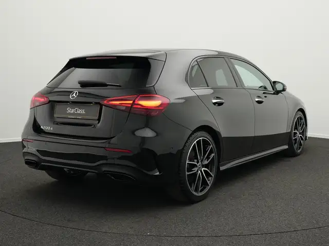 Mercedes-Benz A Class view 3