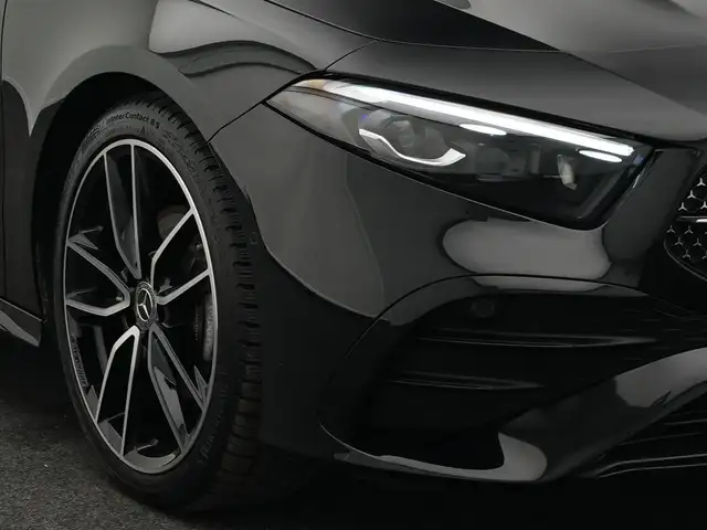 Mercedes-Benz A Class view 9