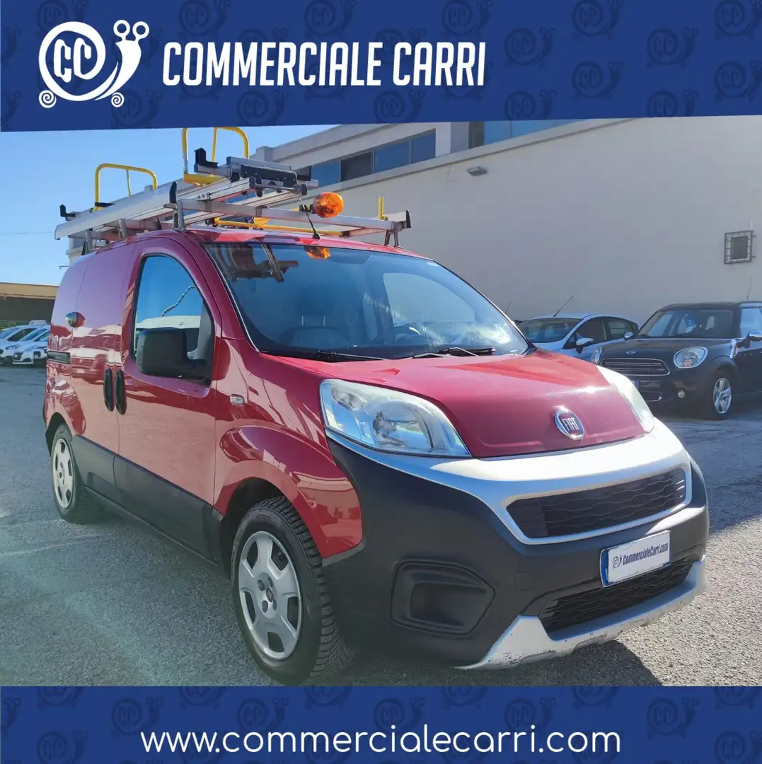 Fiat Fiorino 1.3 M-JET FURGONE ADVENTURE - 2016 Rood - 1