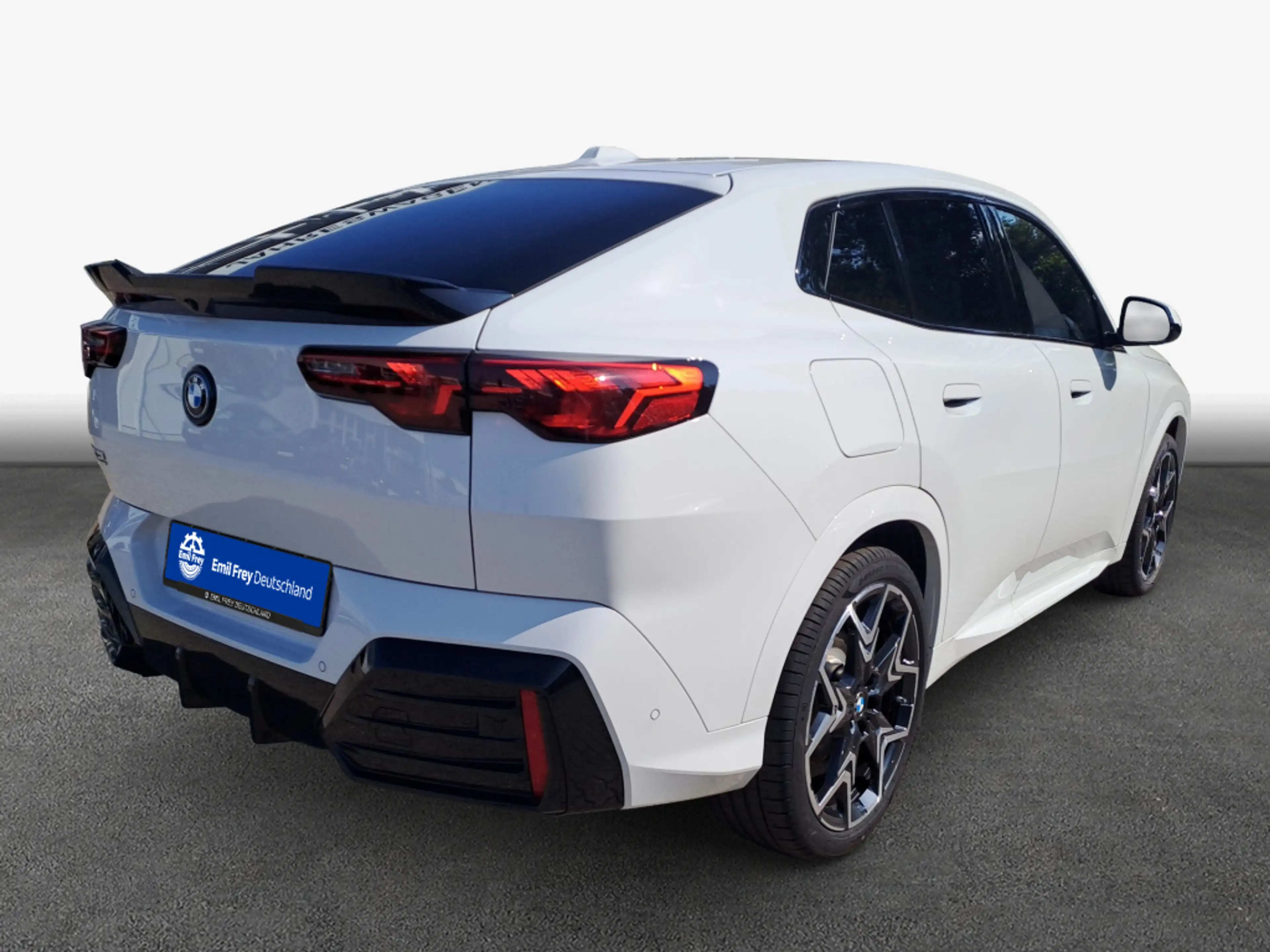BMW iX2 xDrive30 225 kW, 5-türig (Strom) — photo 2