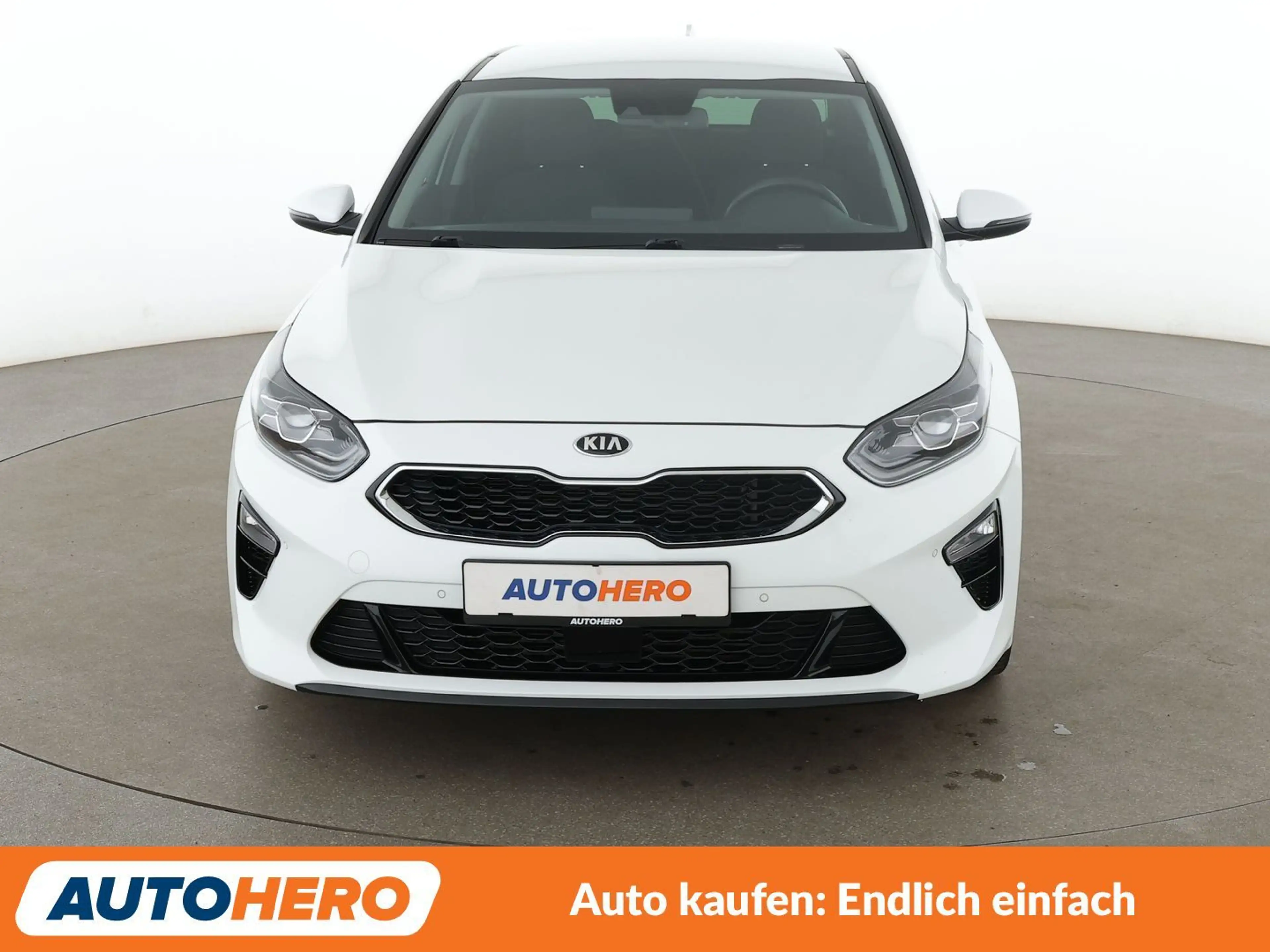 Kia Ceed / cee'd 1.4 TGDI Spirit Aut*NAVI*LED*ACC*CAM*PDC*SHZ* — photo 9