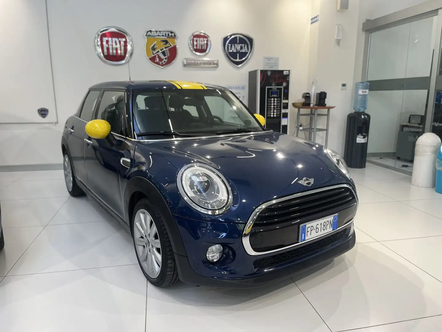 MINI Cooper D Blau - 1