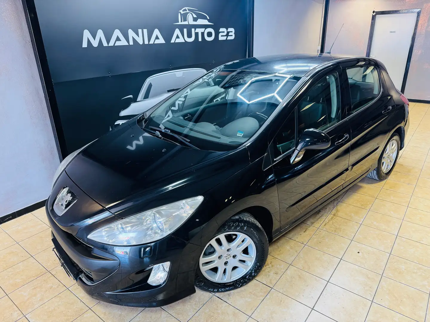 Peugeot 308 308 5p 1.6 hdi 16v Business 110cv *NEOPATENTATI* Nero - 2