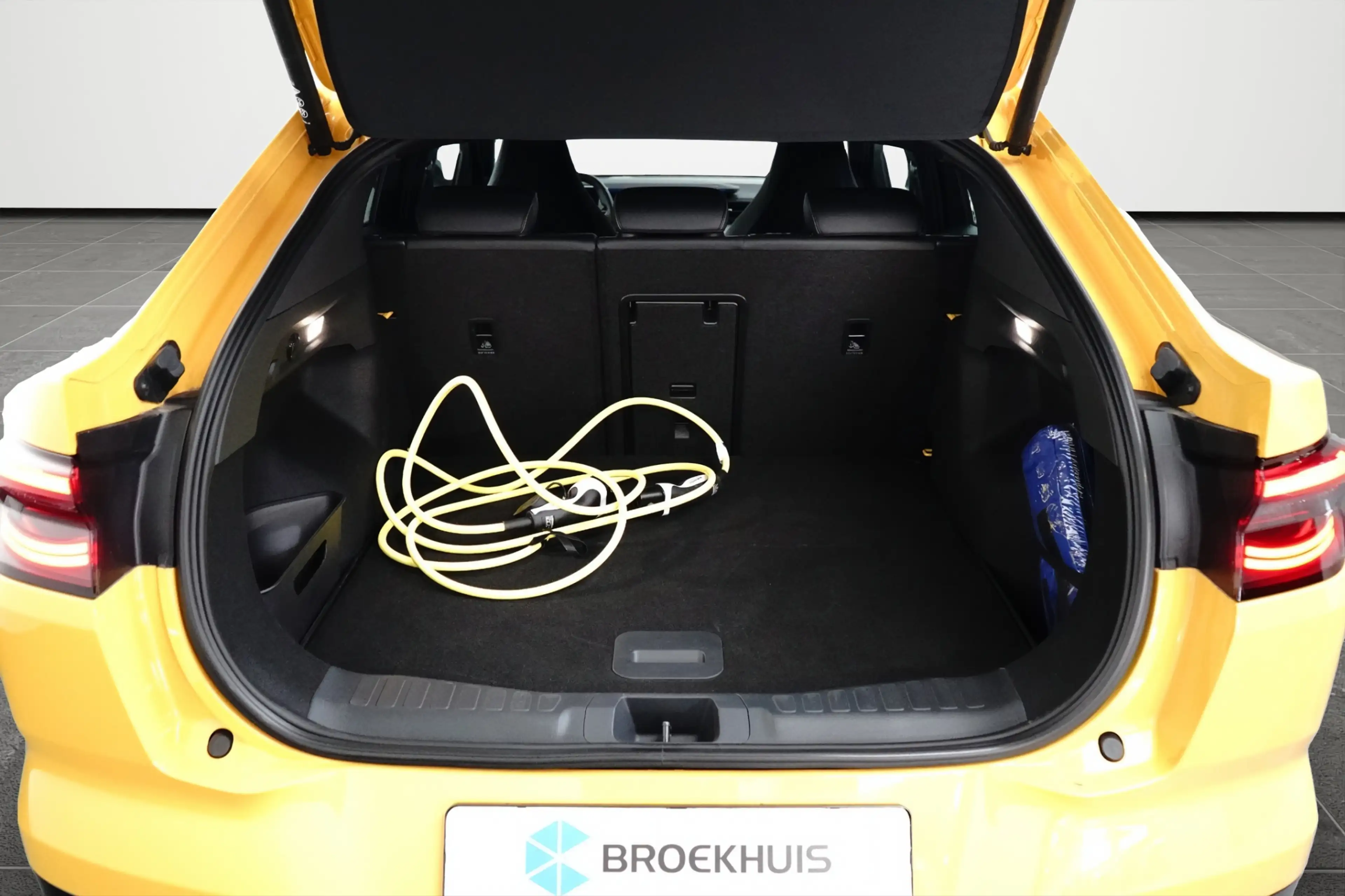 Ford Capri Premium Extended Range 340pk AWD 79KWh | Warmtepom — photo 25