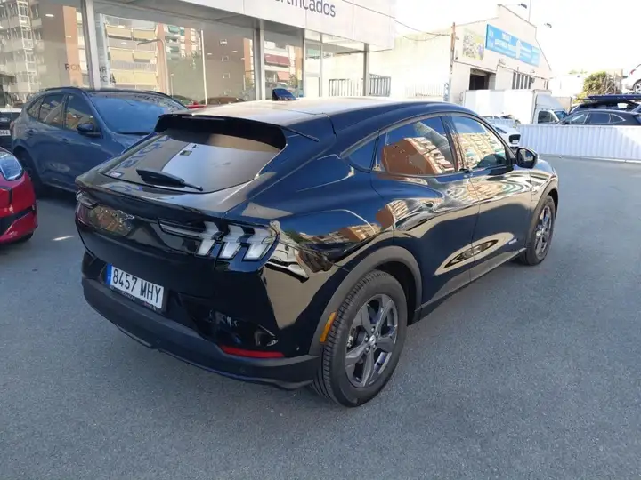 Ford Mustang Mach-E 2023, foto 4