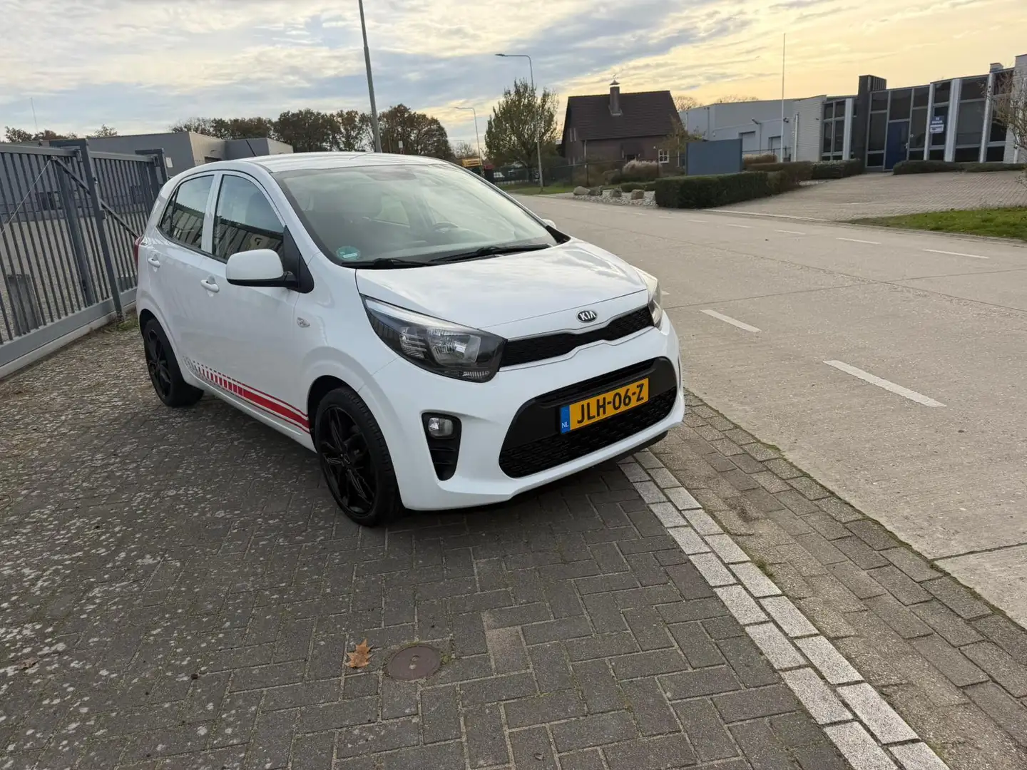 Kia Picanto 1.0 CVVT EconomyPlusLine Blanc - 2