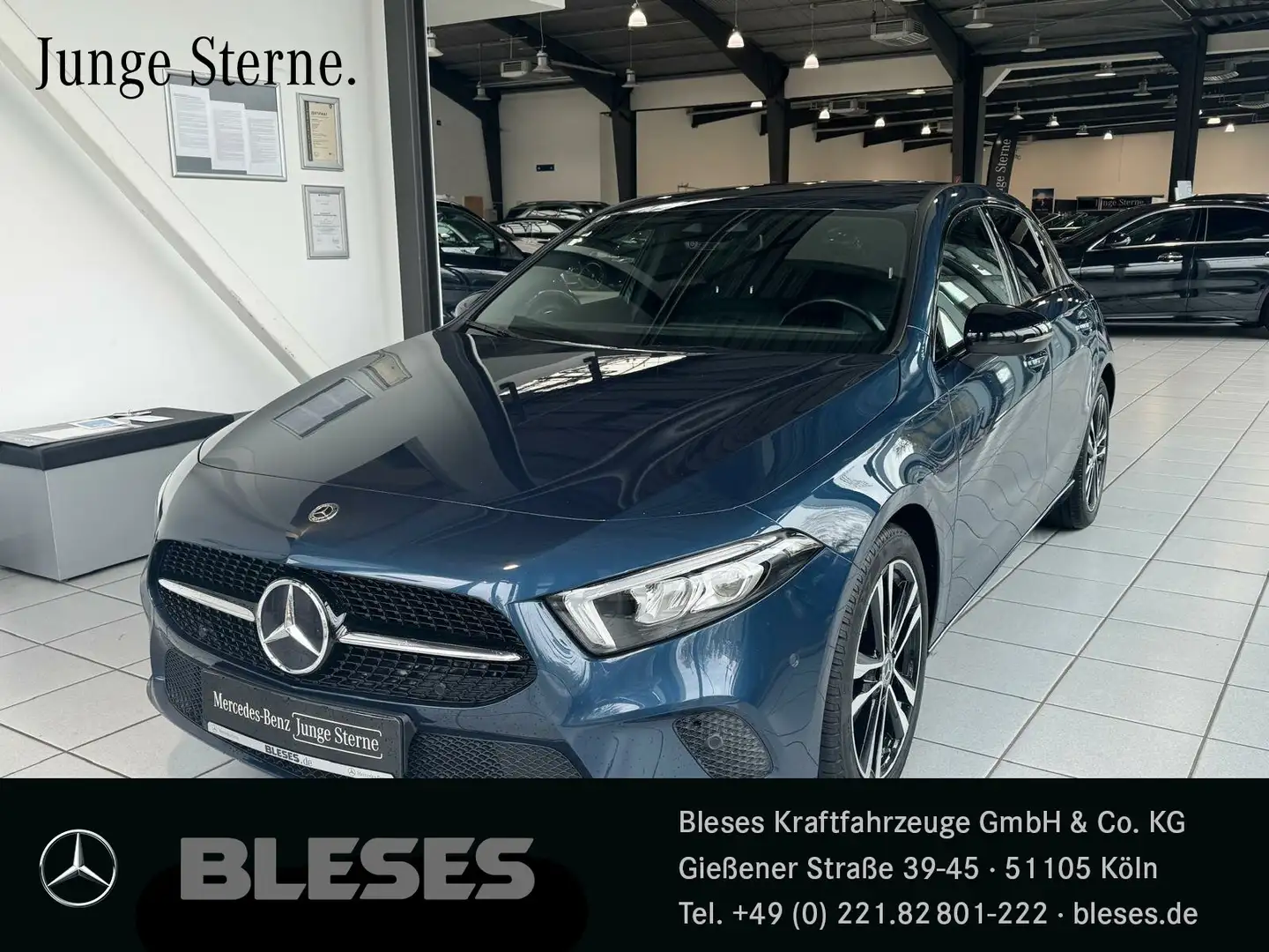 Mercedes-Benz A 180 A 180 Progressive Night Edition 19+Distronic+Kamera Blau - 1