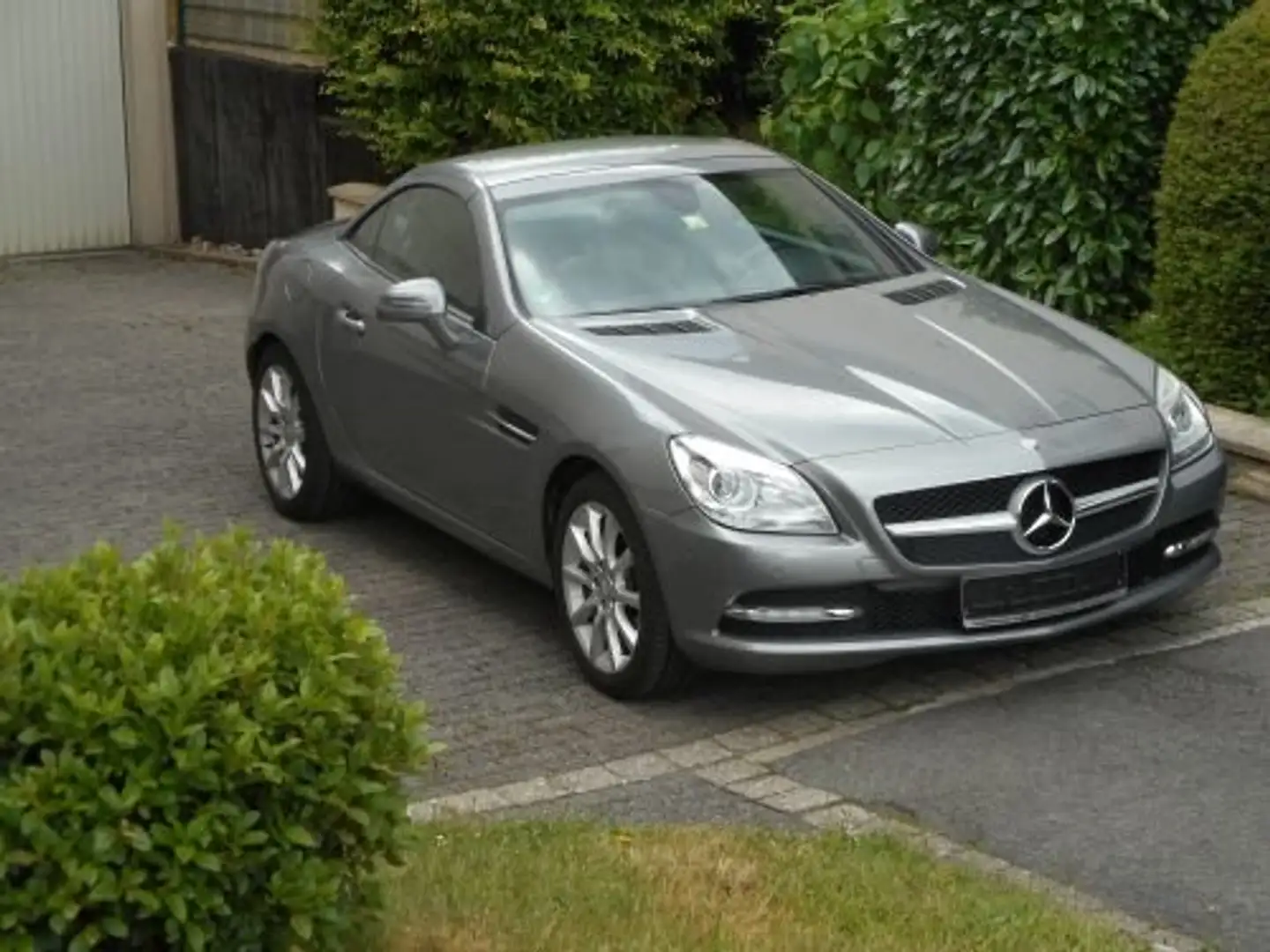 Mercedes-Benz SLK 200 SLK-Klasse (BlueEFFICIENCY) Šedá - 1