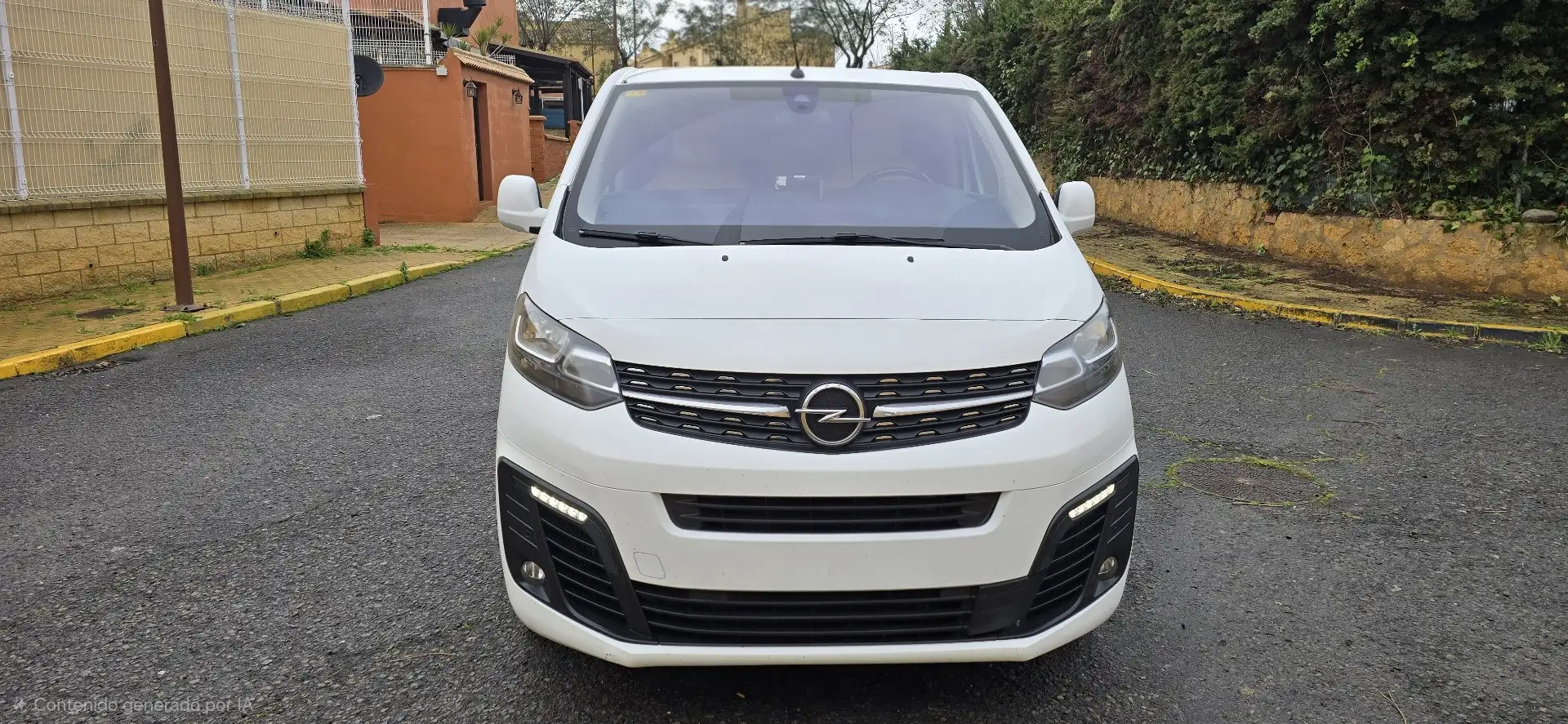 Opel Zafira Life 1.5D L Business Edition - 1