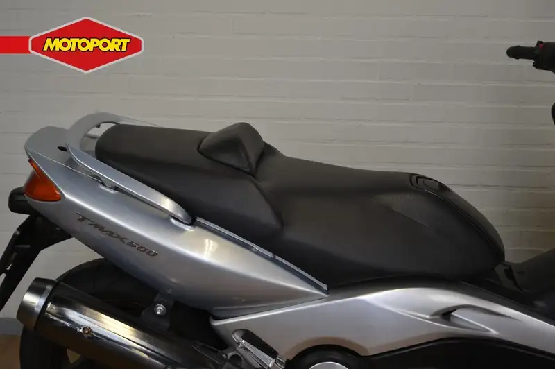 Yamaha TMAX - foto 3