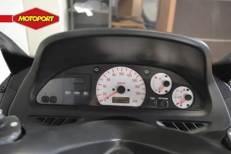 Yamaha TMAX - foto 4