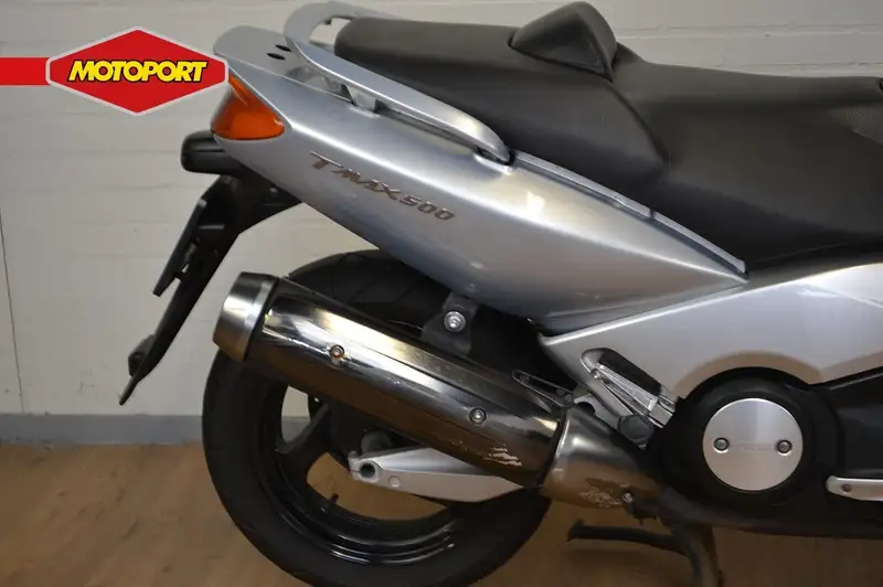 Yamaha TMAX - foto 2