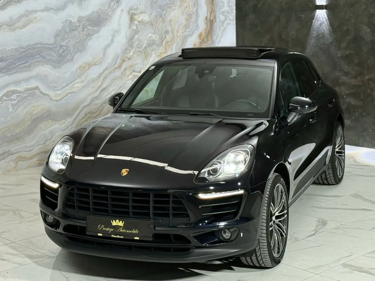 Porsche Macan S *ALL BLACK*NEUES SERVICE*KLAPPEN ESD*PANORAMA* Schwarz - 2