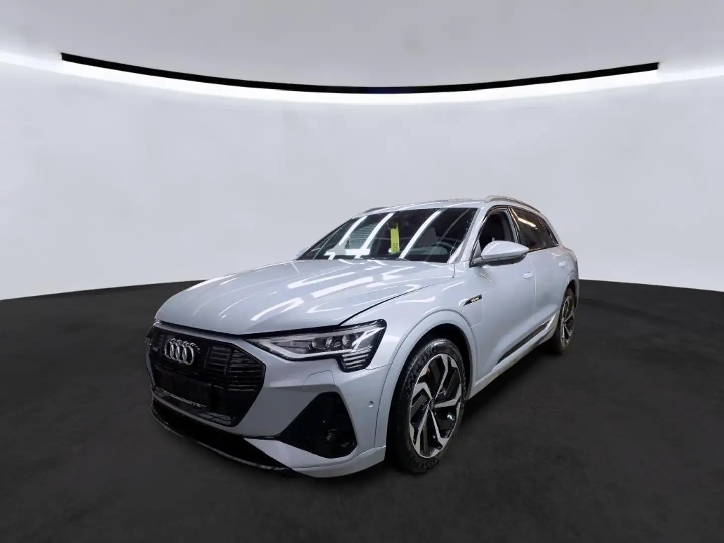 Audi e-tron 55 2x S LINE BLACK ACC/HuD/PANO/B&O/360° Silber - 1