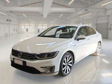 1.4 TSI DSG GTE 4 PORTE BERLINA