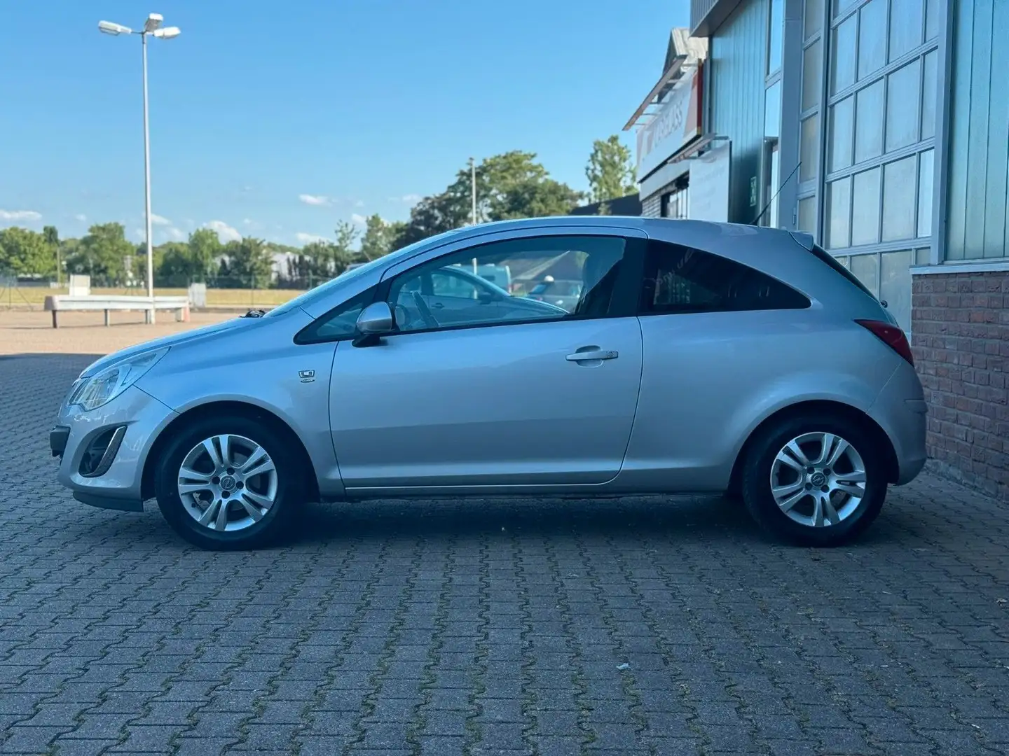Opel Corsa D Satellite Argento - 2