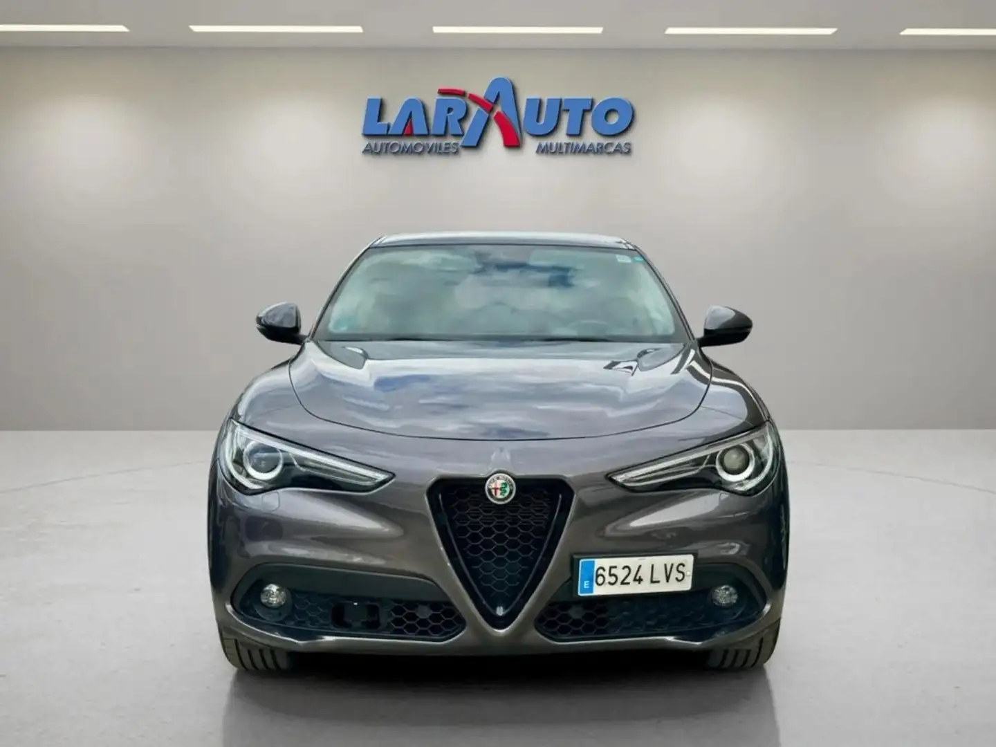 Alfa Romeo Stelvio 2.2 Sprint AWD 190 Aut. Gris - 2