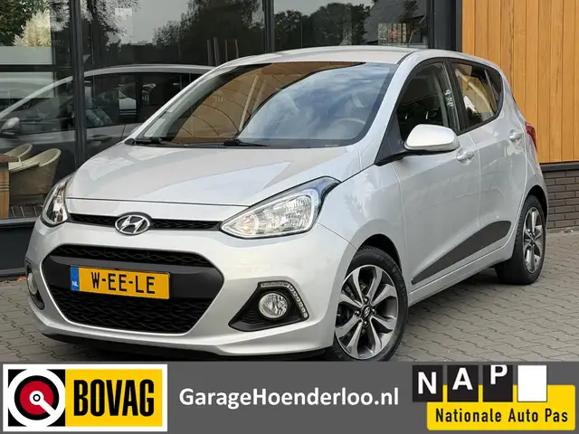 Hyundai i10 1.2i 87pk! 5 pers. Cruise control, Stuur/Stoelverw
