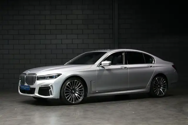 BMW 750 d xDrive M Sport Laser H&K Individual