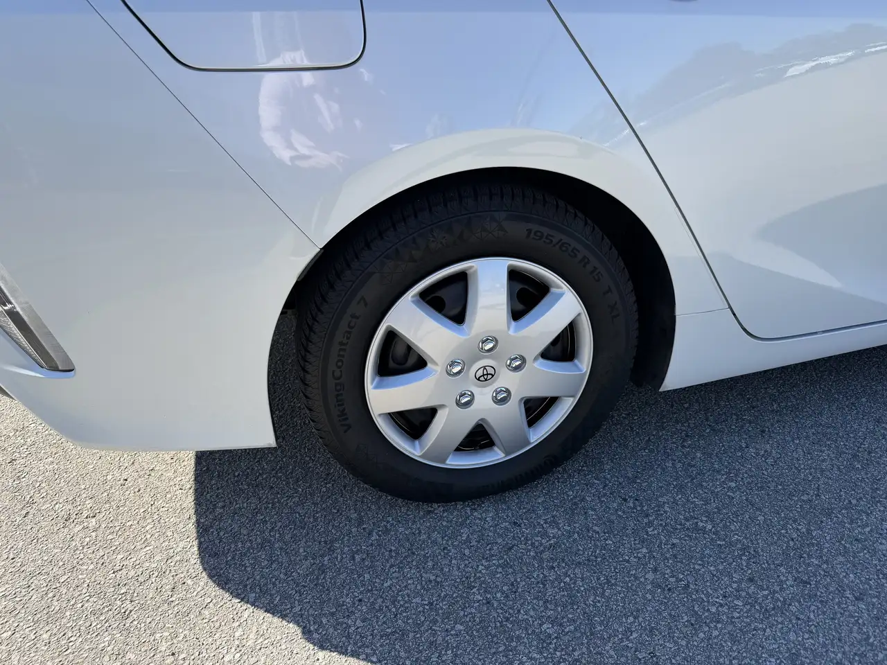 Toyota Prius Prime снимка Toyota Prius Prime