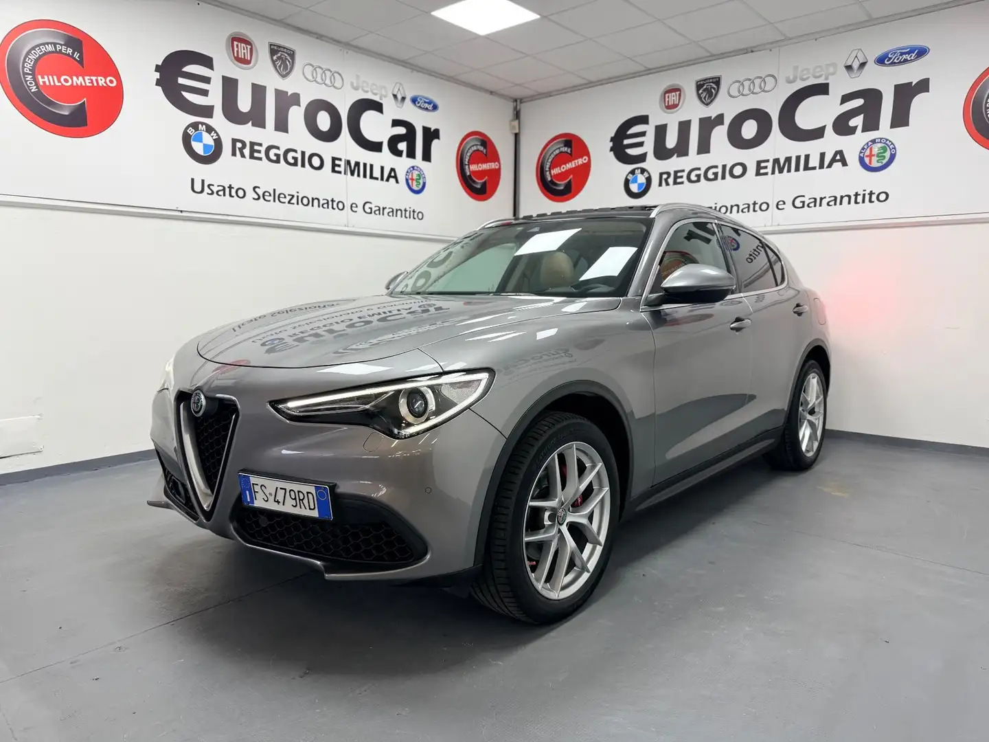 Alfa Romeo Stelvio Stelvio 2.0 Turbo 280 CV AT8 Q4 B-Tech Grijs - 1