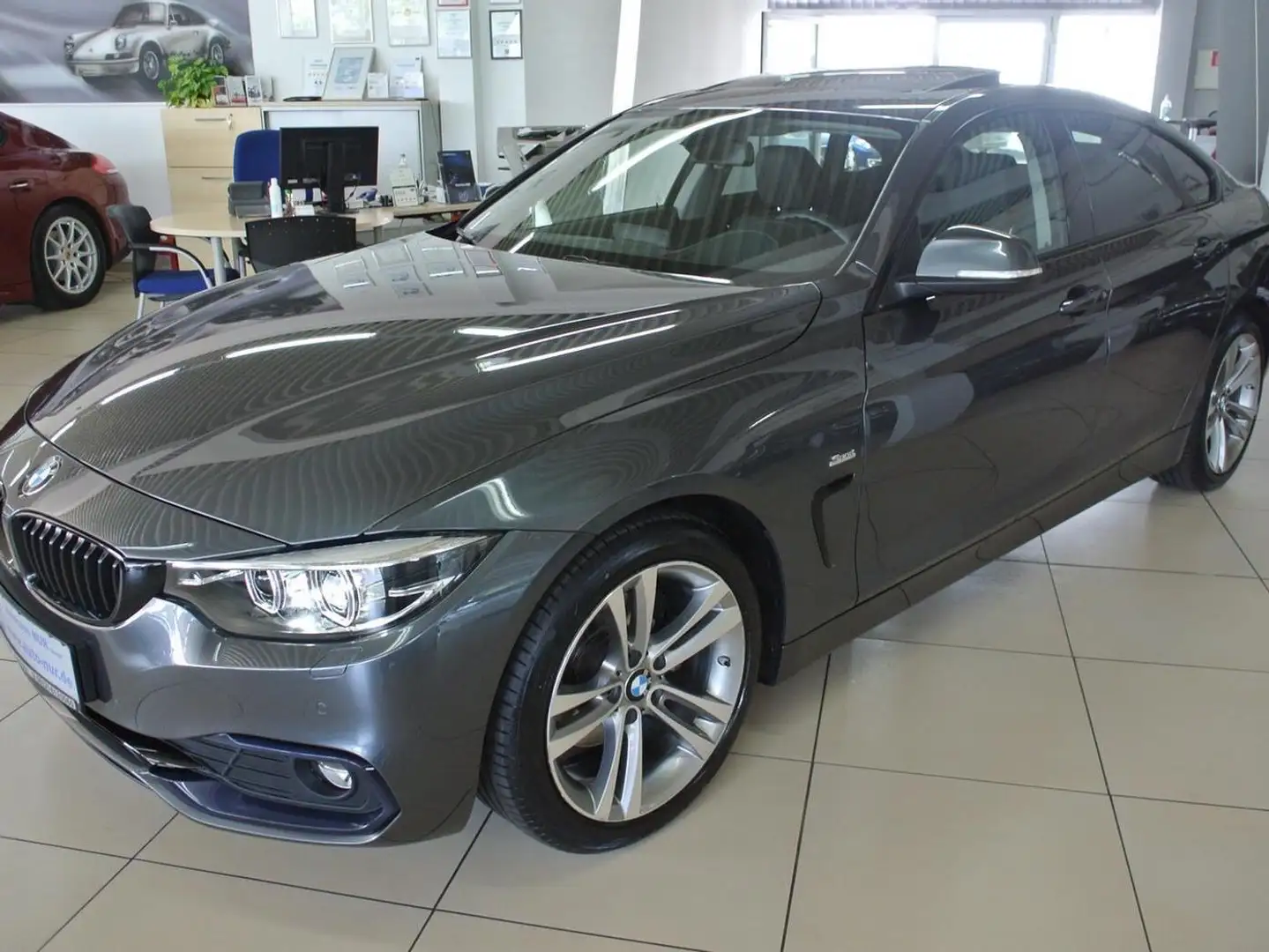 BMW 420 420d Gran Coupe Aut. M Sport Grau - 1