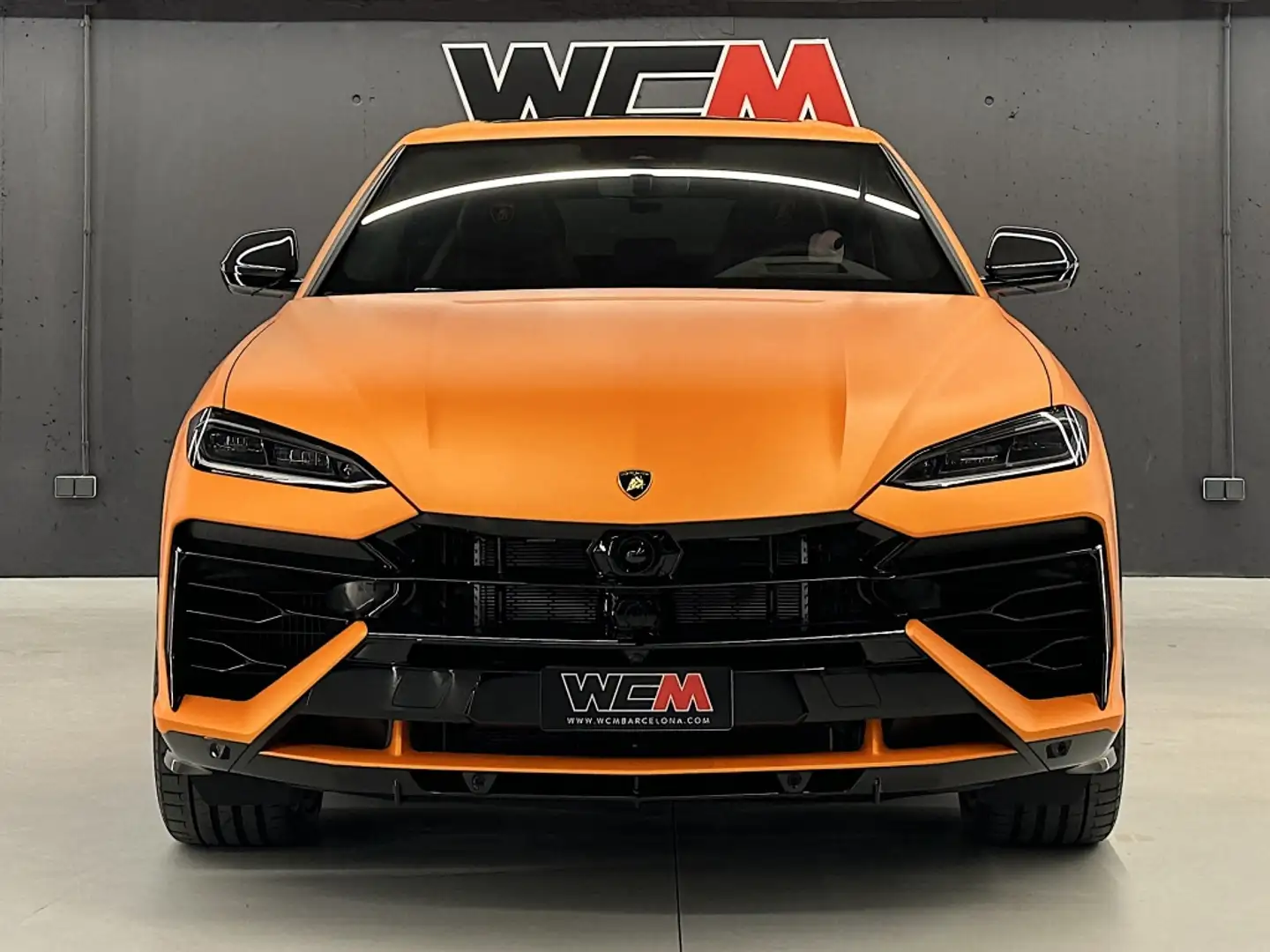 Lamborghini Urus SE Orange - 2